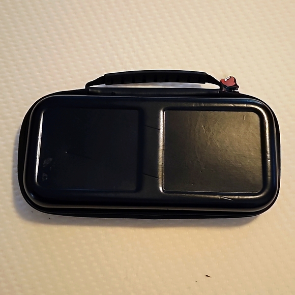 Nintendo Switch Carrying Case Super Mario Odyssey Deluxe Travel Case - Picture 6 of 9